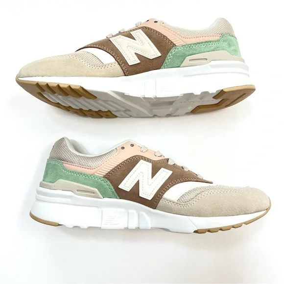 New Balance 997H - Picture 2 of 7